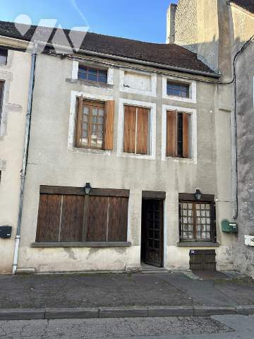 Maison 3 pièces 110 m² · à Arnay-le-Duc · 110 m² · 49 000 €