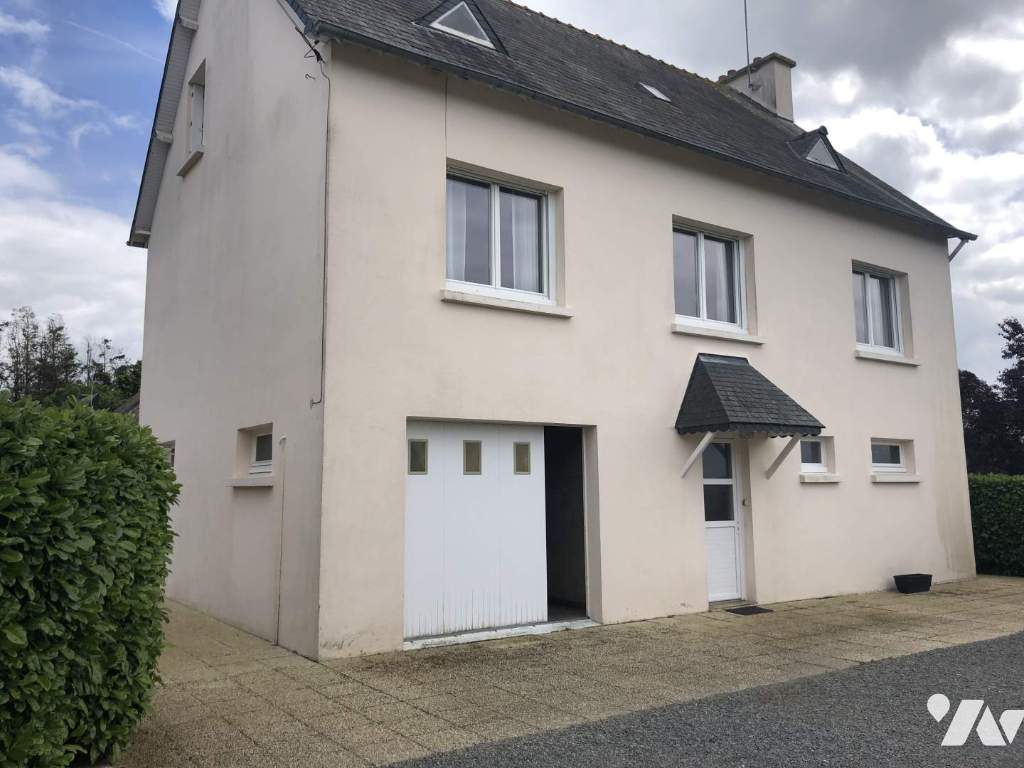 Maison 6 pièces 140 m² · à Saint-Brieuc · 140 m² · 210 000 €