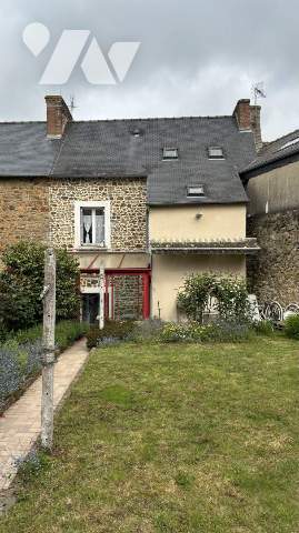 Immeuble 112 m² · à Châtelaudren-Plouagat · 112 m² · 125 000 €