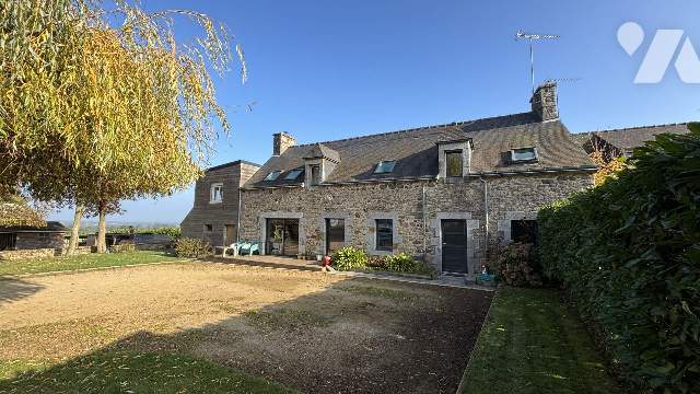 Vente - Maison / villa - PLOUVARA - 143,54 m² - 5 pièces - 008/1929