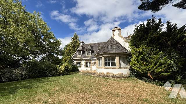 Maison 200m² — Ploumagoar