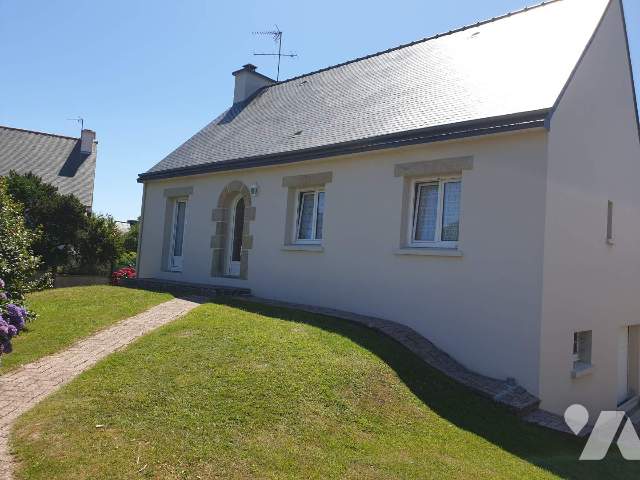 Maison 6 pièces 113 m² · à Binic-Étables-sur-Mer · 112,5 m² · 300 000 €