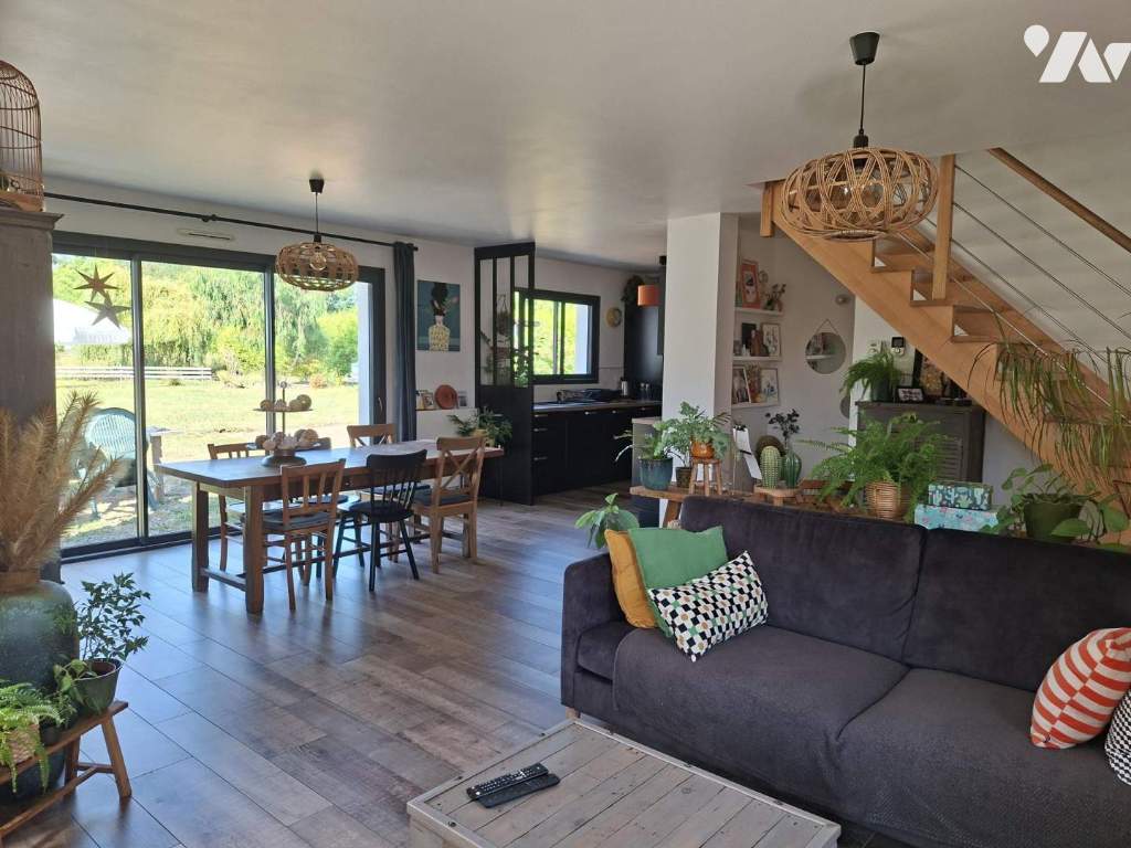 Maison 4 pièces 92 m² · à Lantic · 91,6 m² · 285 000 €
