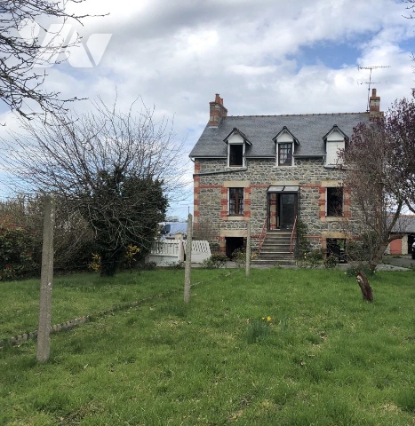 Maison 5 pièces 84 m² · à Lamballe-Armor · 83,8 m² · 250 000 €