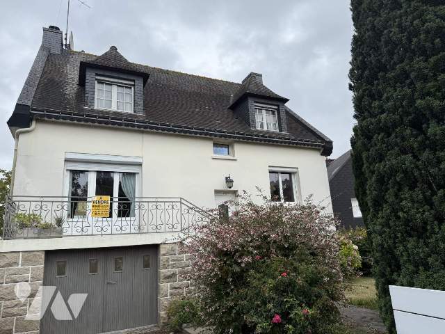Maison 5 pièces 147 m² · à Yffiniac · 146,9 m² · 225 000 €