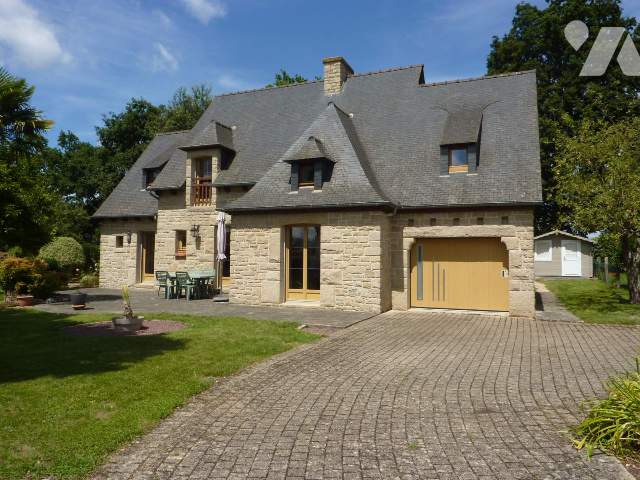 Vente - Maison / villa - DINAN - 130 m² - 5 pièces - 038/239
