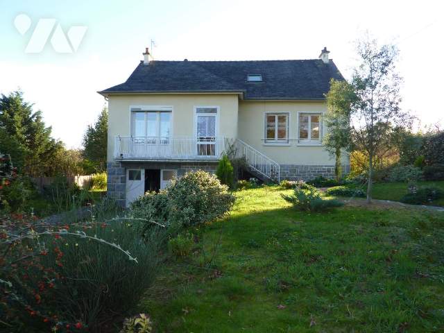 Maison 7 pièces 121 m² · à Dinan · 121 m² · 330 000 €