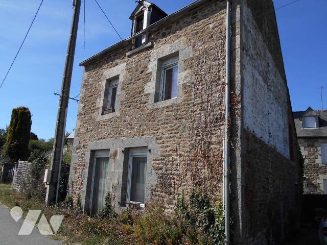 Maison 9 pièces 81 m² · à Lanvallay · 81 m² · 135 000 €