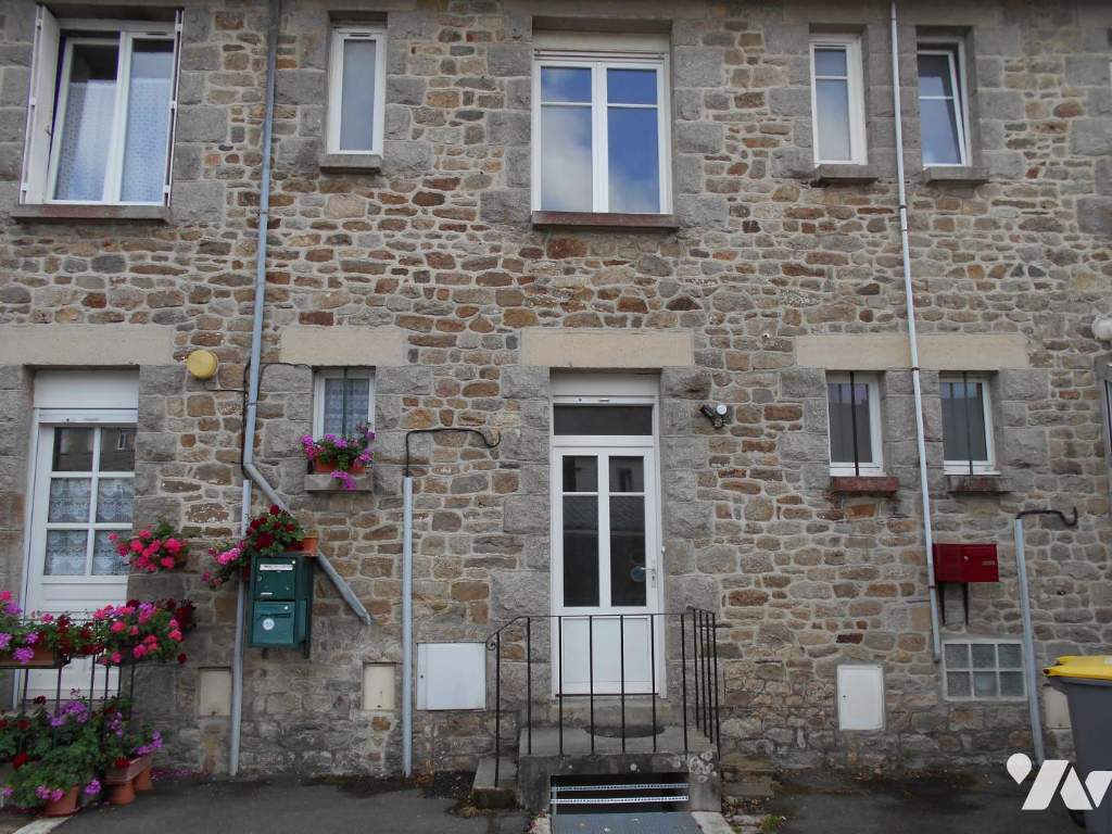 Maison 3 pièces 57 m² · à Dinan · 56,8 m² · 180 000 €