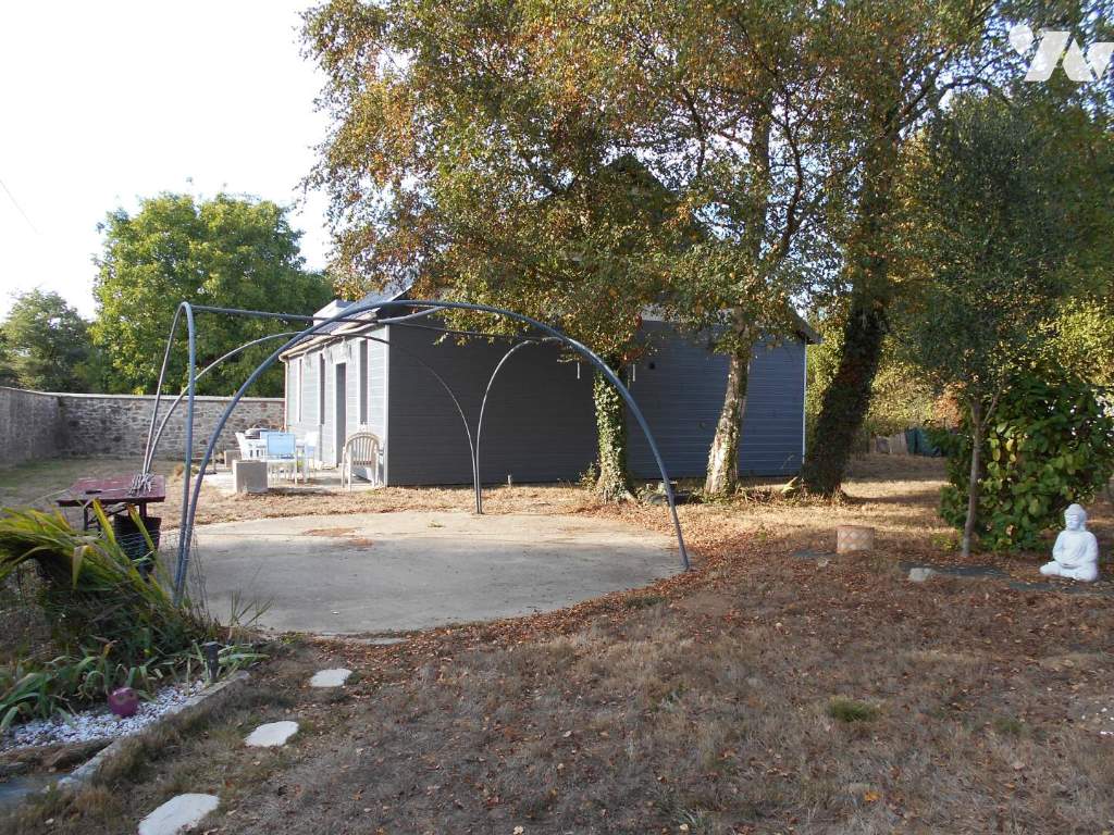 Maison 3 pièces 92 m² · à Le Hinglé · 92 m² · 180 000 €