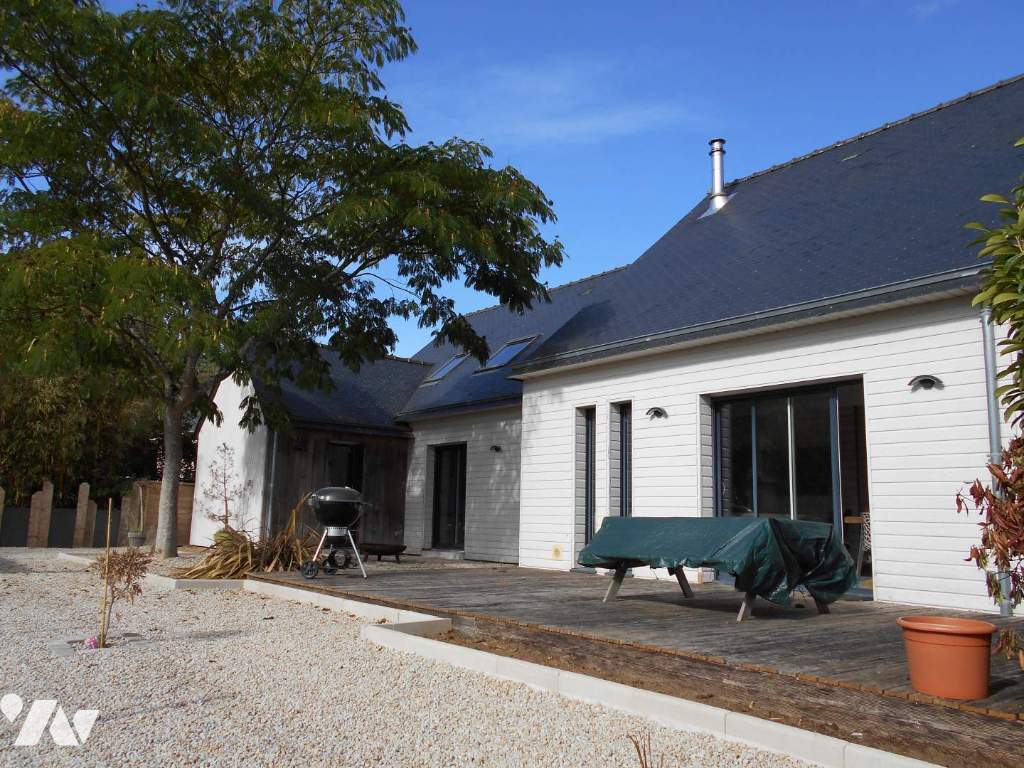 Maison 3 pièces 159 m² · à Brusvily · 159 m² · 330 000 €