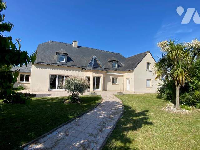 Maison 7 pièces 235 m² · à Lanvallay · 235 m² · 468 900 €