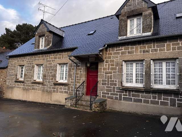 Maison 5 pièces 134 m² · à Saint-Brandan · 134 m² · 105 000 €