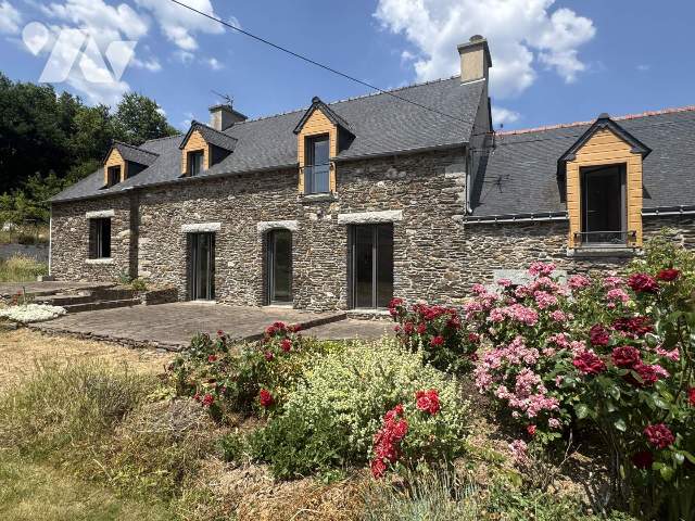 Maison 5 pièces 139 m² · à Trévé · 139 m² · 175 000 €