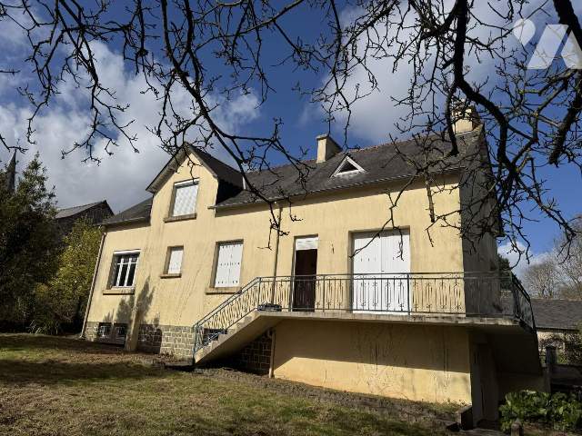 Maison 5 pièces 98 m² · à Plémet · 98 m² · 70 000 €