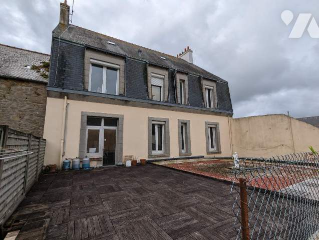 Immeuble 400 m² · à Douarnenez · 400 m² · 400 000 €