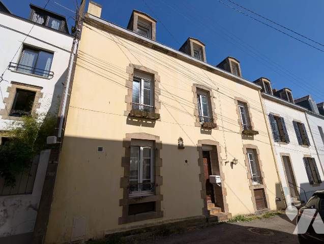 Maison 8 pièces 174 m² · à Douarnenez · 174 m² · 250 000 €