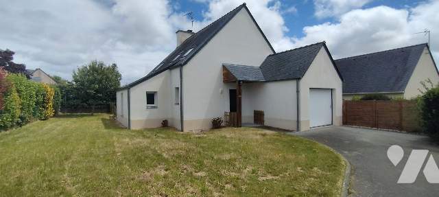 Maison 5 pièces 96 m² · à Poullan-sur-Mer · 96 m² · 235 000 €