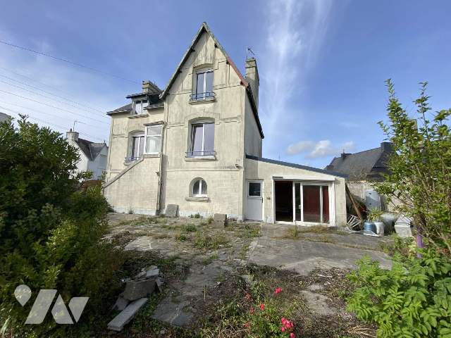 Maison 10 pièces 133 m² · à Guilvinec · 133,5 m² · 180 000 €
