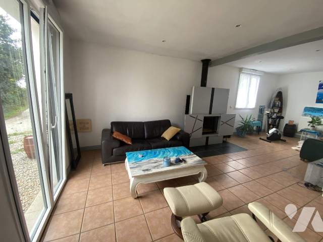 Maison 7 pièces 127 m² · à Lanmeur · 127 m² · 250 000 €