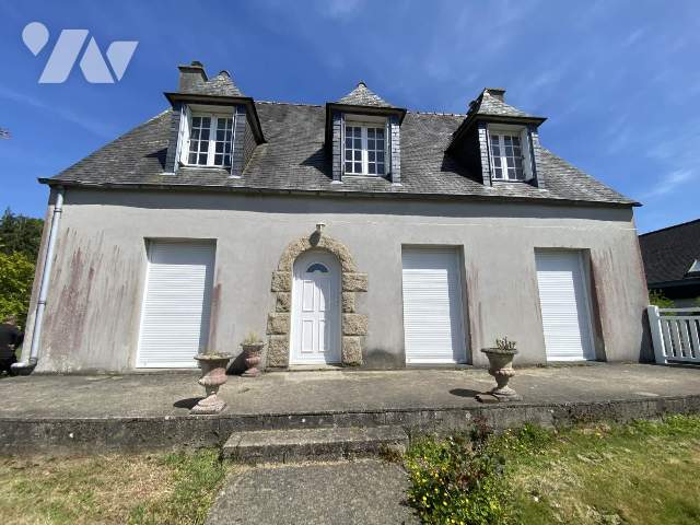 Maison 7 pièces 125 m² · à Garlan · 125 m² · 210 000 €