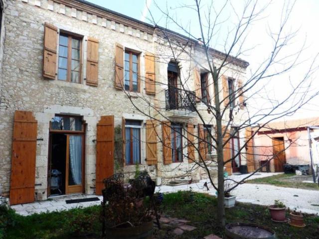 Vente - Maison - Touget - 191.00m² - 8 pièces - Ref : 17/1811