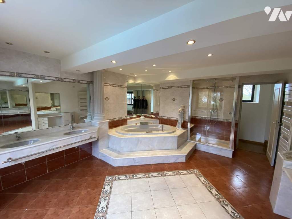 LOCATION maison-NOYAL CHATILLON SUR SEICHE (35)