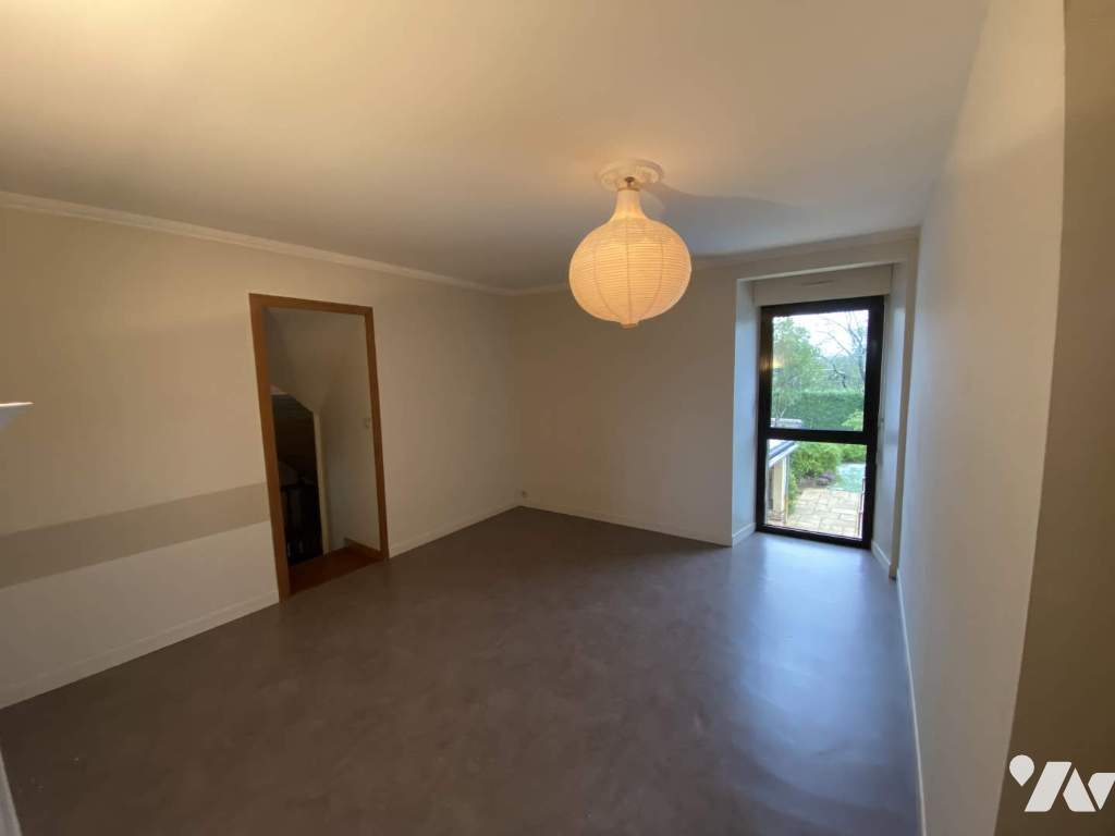 LOCATION maison-NOYAL CHATILLON SUR SEICHE (35)