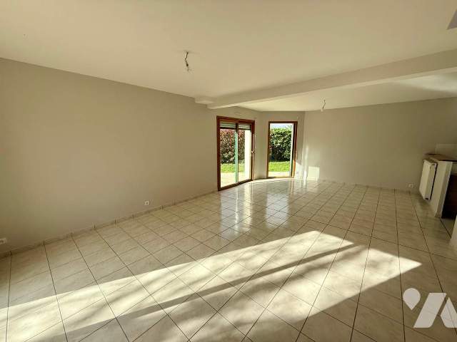 Location - Maison / villa - CHATEAUBOURG - 125,27 m² - 5 pièces - 019/5414