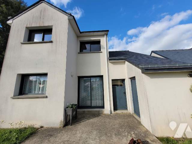 Maison 5 pièces 104 m² · à Châteaugiron · 104 m² · 310 000 €