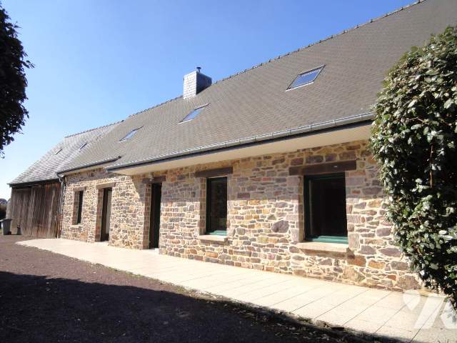 Location - Maison / villa - BREAL SOUS MONTFORT - 128 m² - 7 pièces - 029/745