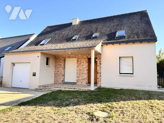 Maison 6 pièces 124 m² · à Bréal-sous-Montfort · 124 m² · 1 230 €/mois