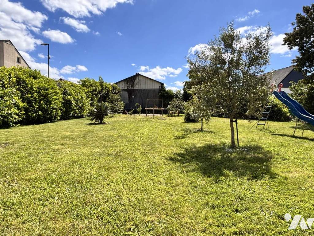 Terrain 533 m² · à Saint-Thurial · 533 m² · 90 000 €