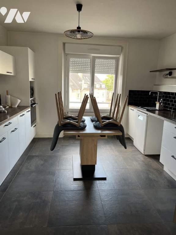 LOCATION appartement-FOUGERES (35)