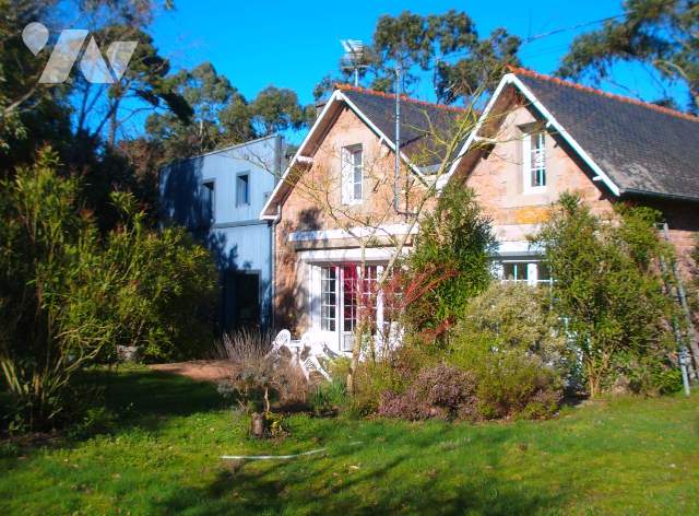 Maison 7 pièces 172 m² · à Saint-Coulomb · 172 m² · 990 000 €