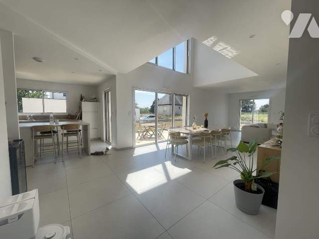 Maison 8 pièces 150 m² · à Châteaubourg · 150 m² · 480 000 €