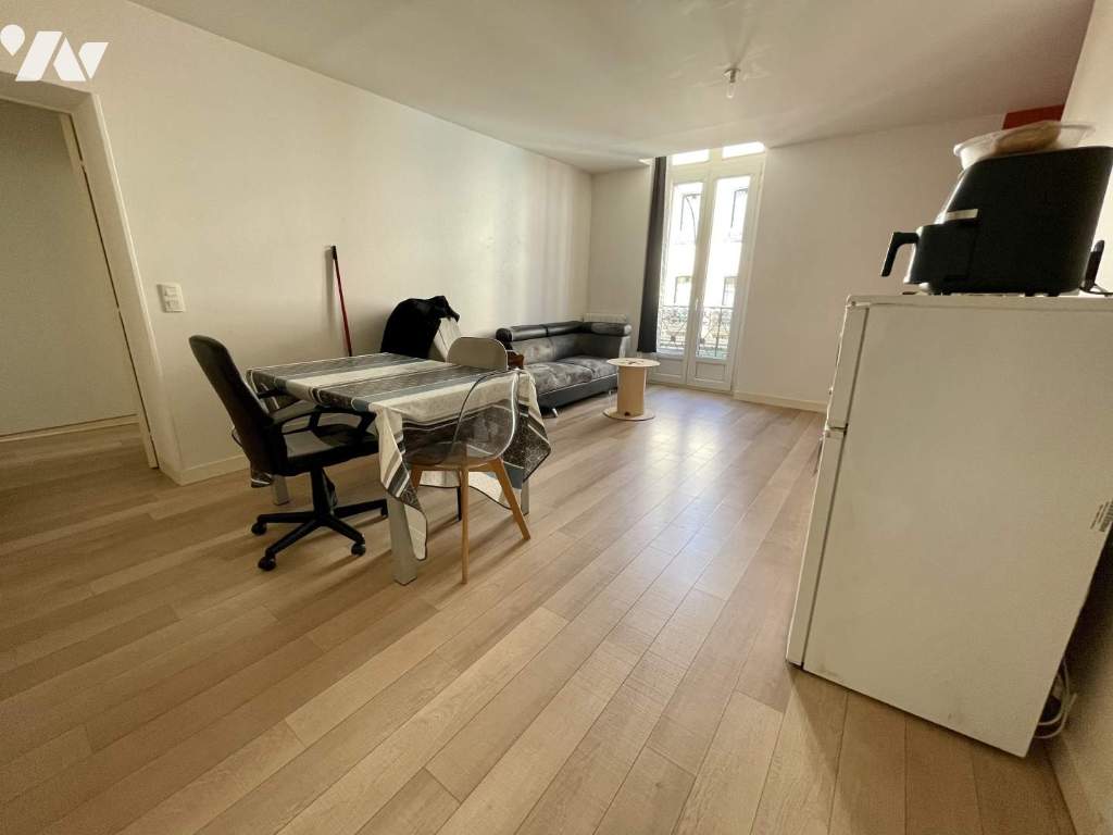 Immeuble 2 pièces 135 m² · à Vitré · 135 m² · 250 000 €