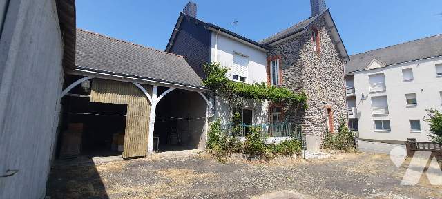 Vente - Maison / villa - RETIERS - 137,3 m² - 5 pièces - 122/3056