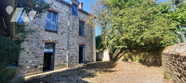 Maison 163m² — Thourie