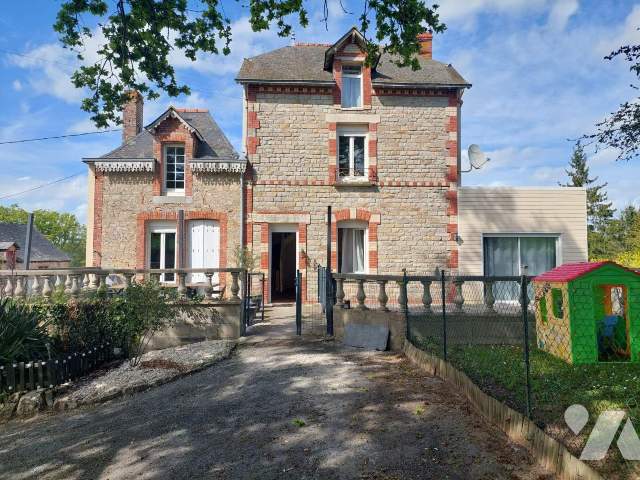 Maison 5 pièces 142 m² · à Martigné-Ferchaud · 142 m² · 190 000 €