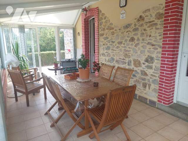Maison 4 pièces 98 m² · à Retiers · 98 m² · 160 000 €