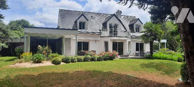 Maison 6 pièces 201 m² · à Bruz · 200,7 m² · 870 000 €