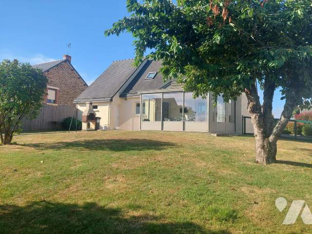 Maison 5 pièces 118 m² · à Coësmes · 117,7 m² · 230 000 €