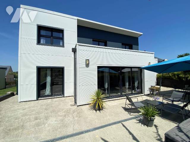 Maison 6 pièces 140 m² · à Trémorel · 140 m² · 310 000 €