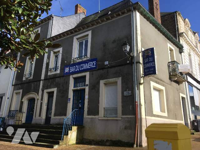 Immeuble 160 m² · à Martigné-Ferchaud · 160 m² · 235 000 €