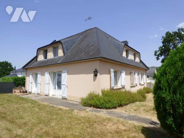 Maison 6 pièces 138 m² · à Bain-de-Bretagne · 138,3 m² · 270 000 €