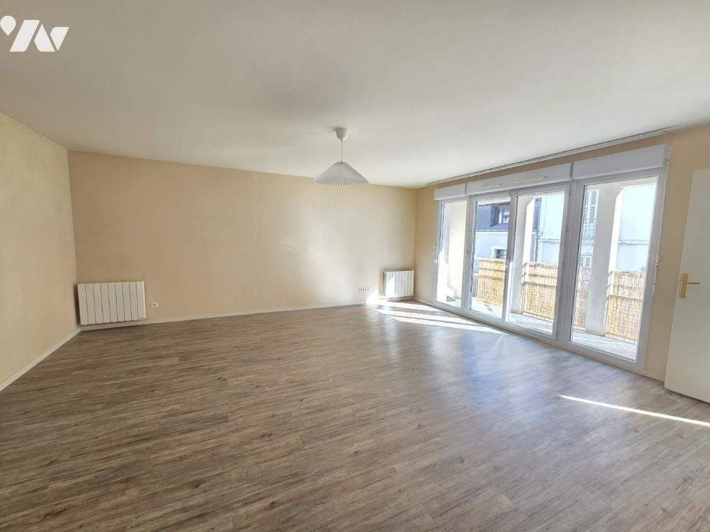 Appartement 3 pièces 75 m² · à Tours · 75,3 m² · 230 000 €