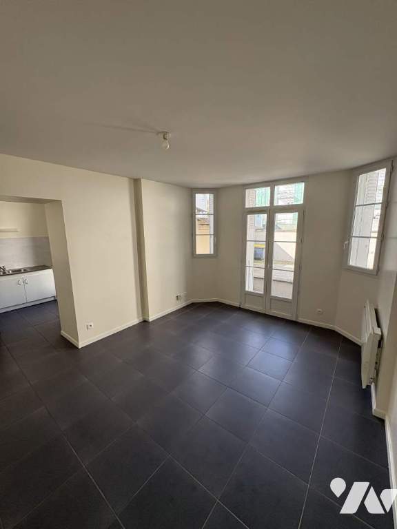 Appartement 2 pièces 41 m² · à Saint-Pierre-des-Corps · 41 m² · 595 €/mois