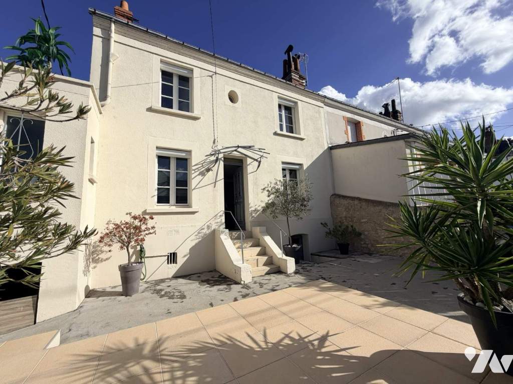 Maison 4 pièces 89 m² · à Tours · 88,8 m² · 320 000 €