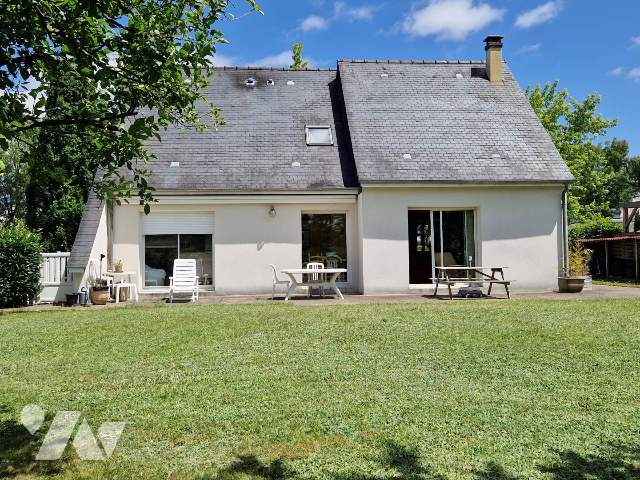 MAI 142m² — Saint-Cyr-sur-Loire